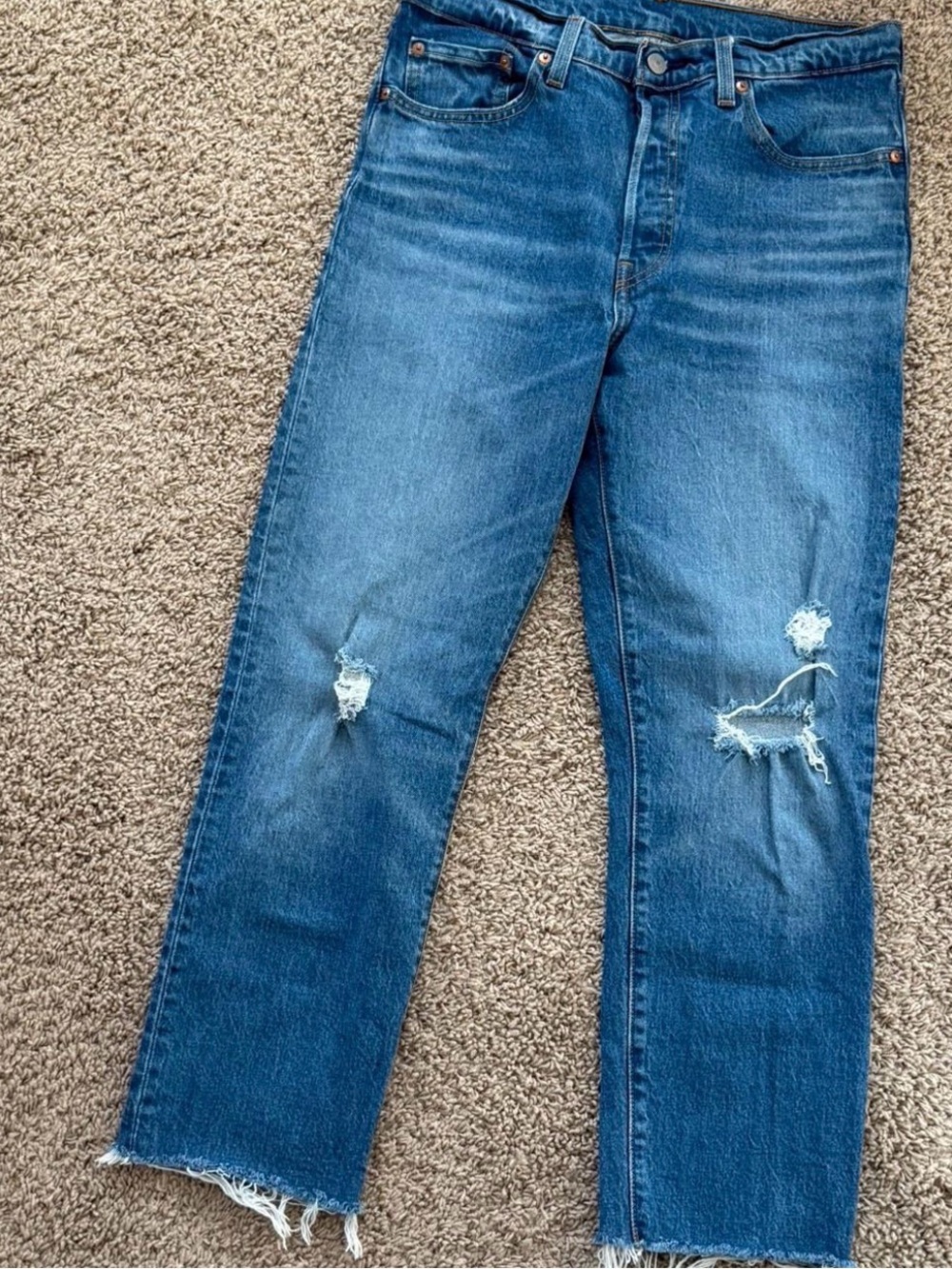 Levi’s 501 Denim Jeans - Picture 2 of 4